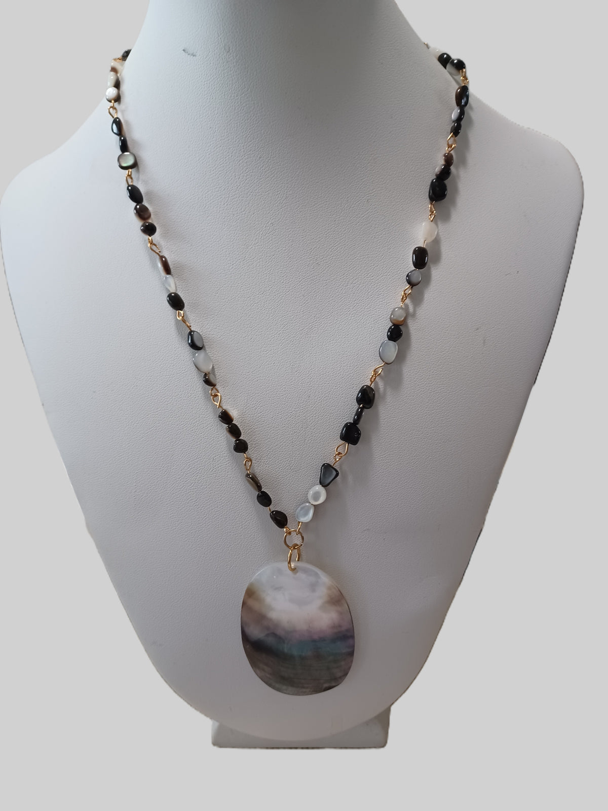 Shell Necklace - Rare Black Lip Shell Nuggets - Oval Focal