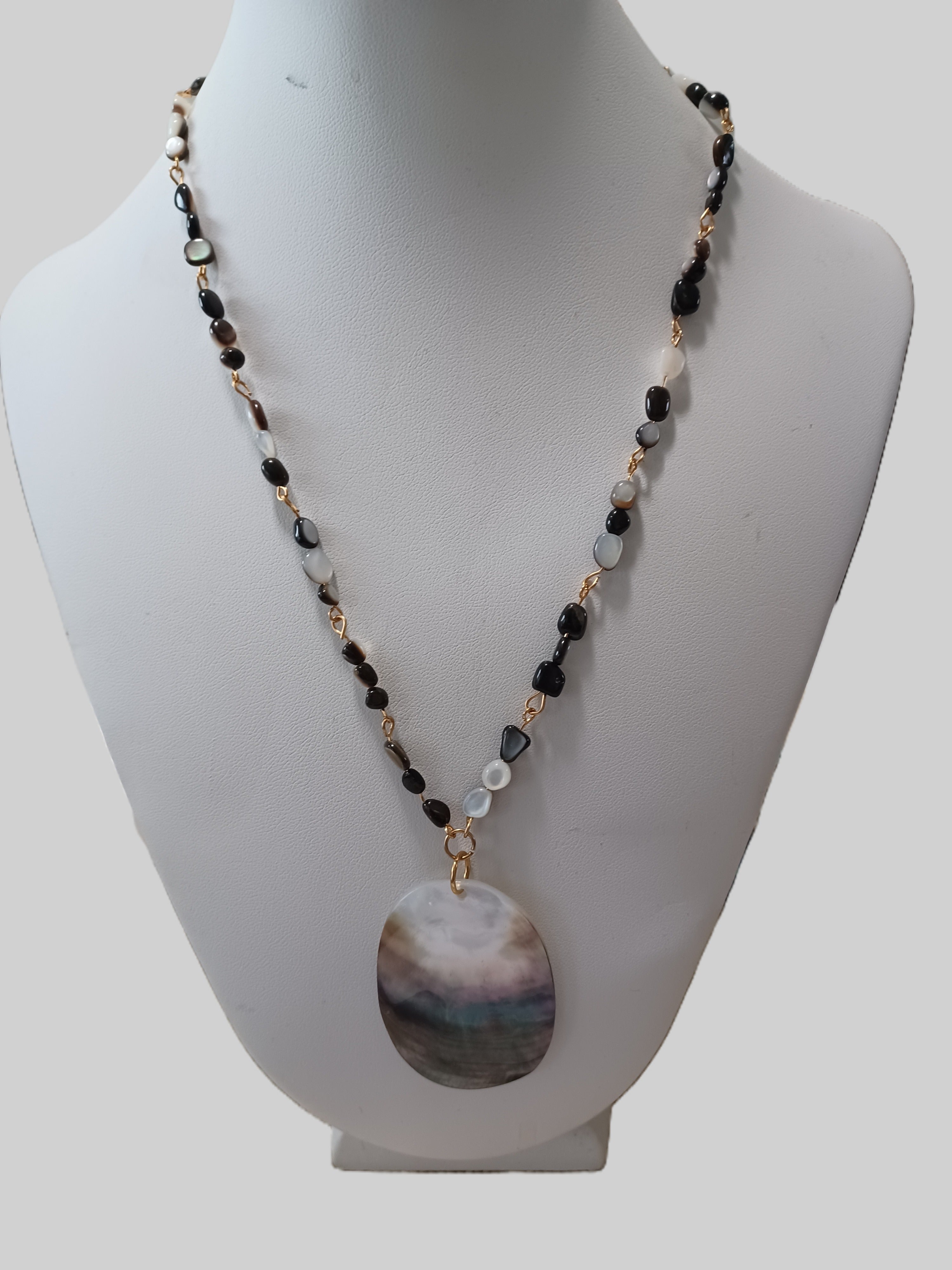 Shell Necklace - Rare Black Lip Shell Nuggets - Oval Focal