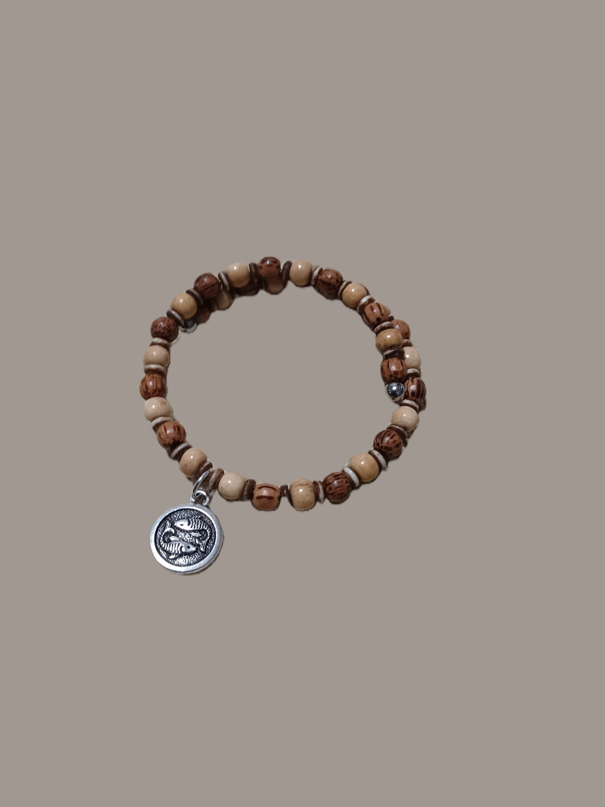 Bone Bracelet - Pisces Zodiac Sign